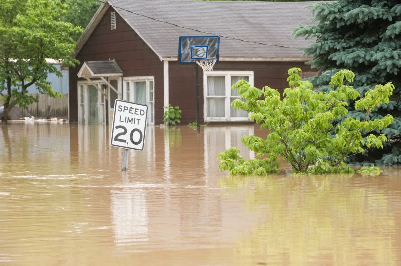 Flood Damage Restoration in Gilbert, AZ